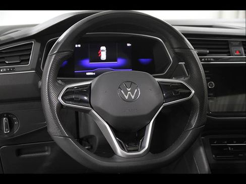 Certified 2024 Volkswagen Tiguan SE R-Line AWD/4WD image 7
