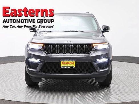 Used 2022 Jeep Grand Cherokee Limited 4xe w/ Luxury Tech Group II AWD/4WD image 2