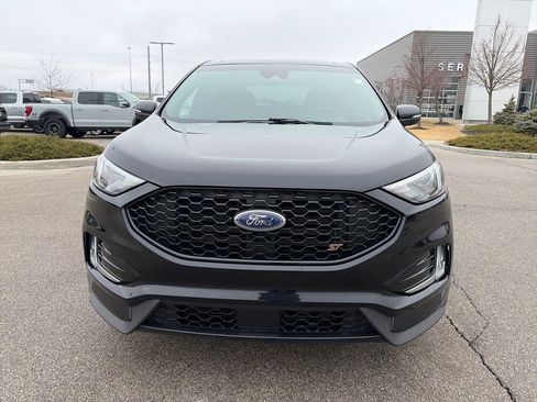 Used 2019 Ford Edge ST w/ Convenience Package image 2