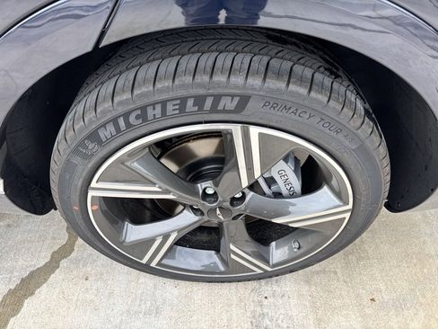 New 2026 Genesis GV80 2.5T Prestige image 21