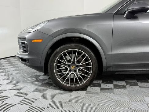 Used 2021 Porsche Cayenne image 12