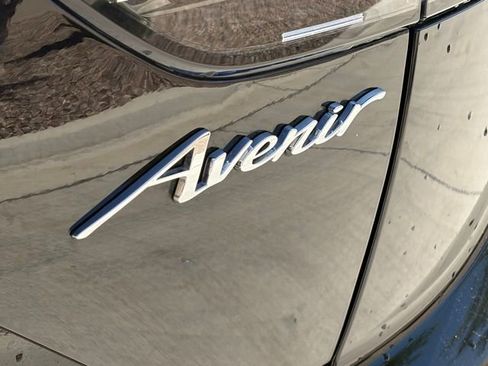 Used 2023 Buick Envision Avenir image 7