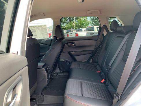 New 2026 Nissan Rogue SV AWD/4WD image 21