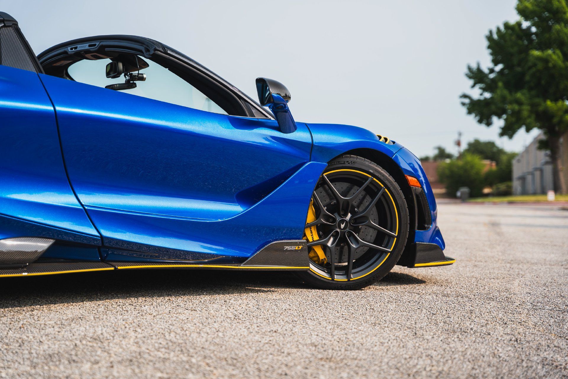 Used 2022 McLaren 765LT RWD image 21