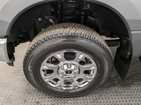 Used 2022 Ford F250 Lariat w/ Chrome Package image 7