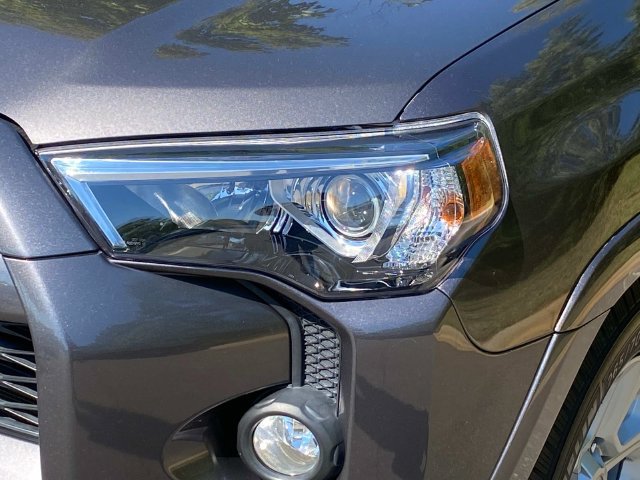 Used 2016 Toyota 4Runner SR5 RWD image 5
