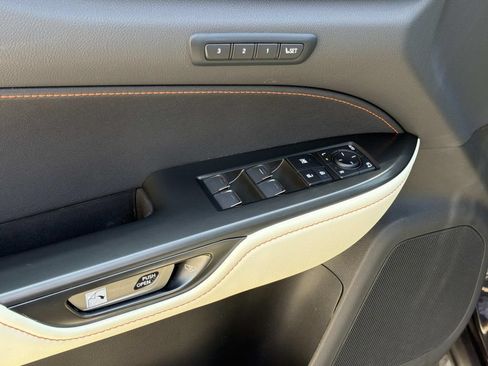 Used 2023 Lexus NX 250 FWD w/ Cold Area Package image 15