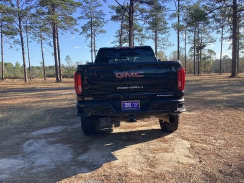 Used 2021 GMC Sierra 2500 Denali w/ Denali Ultimate Package image 4