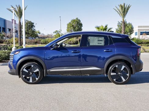 New 2026 Nissan Kicks SR image 7