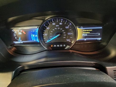 Used 2019 Ford Explorer XLT w/ Equipment Group 201A FWD image 23