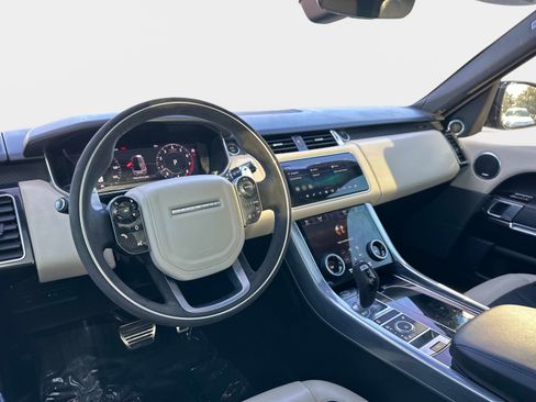 Used 2020 Land Rover Range Rover Sport HST image 15