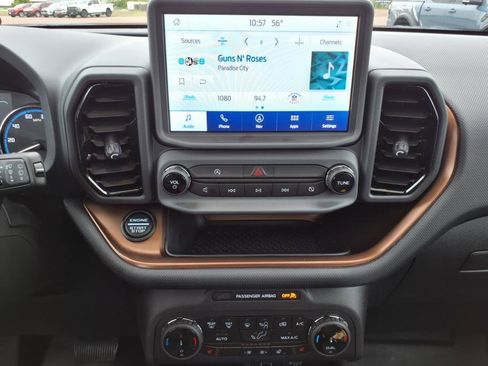 Used 2024 Ford Bronco Sport Outer Banks w/ Tech Package image 19