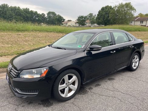 Used 2012 Volkswagen Passat 2.5 SE image 3