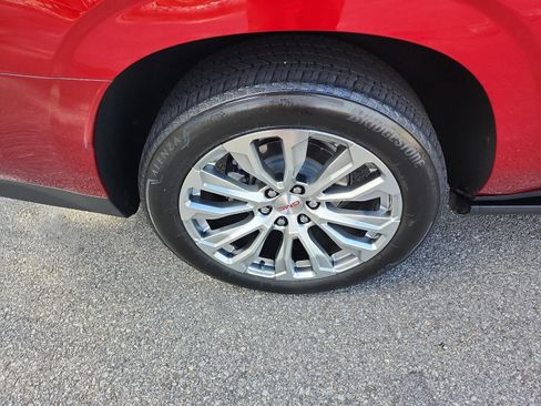 Certified 2023 GMC Yukon XL Denali w/ Denali Reserve Package image 6