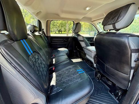 Used 2014 RAM 1500 Express AWD/4WD image 19