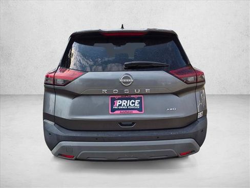 Used 2023 Nissan Rogue S AWD/4WD image 6