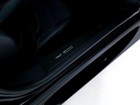 Used 2023 Aston Martin DBS Coupe RWD image 23