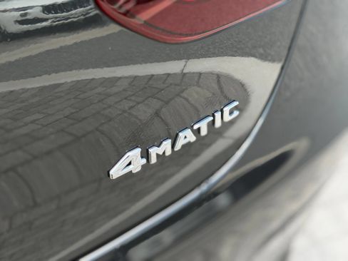 Used 2023 Mercedes-Benz GLC 300 4MATIC Coupe image 20
