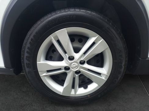 Used 2024 Nissan Kicks S FWD image 9