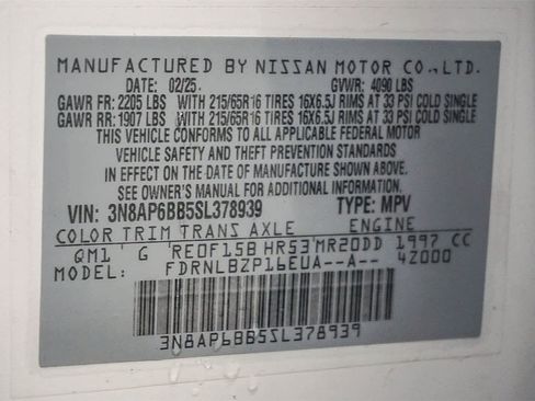 Used 2025 Nissan Kicks S image 30