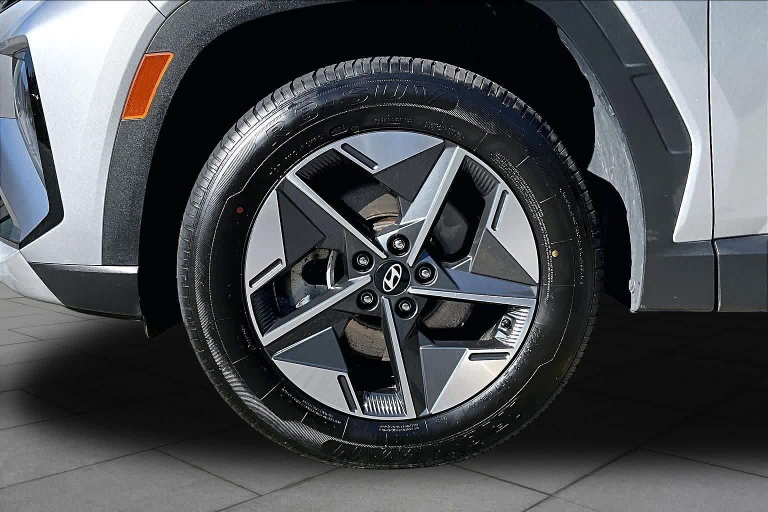 Used 2025 Hyundai Tucson SEL AWD/4WD image 11