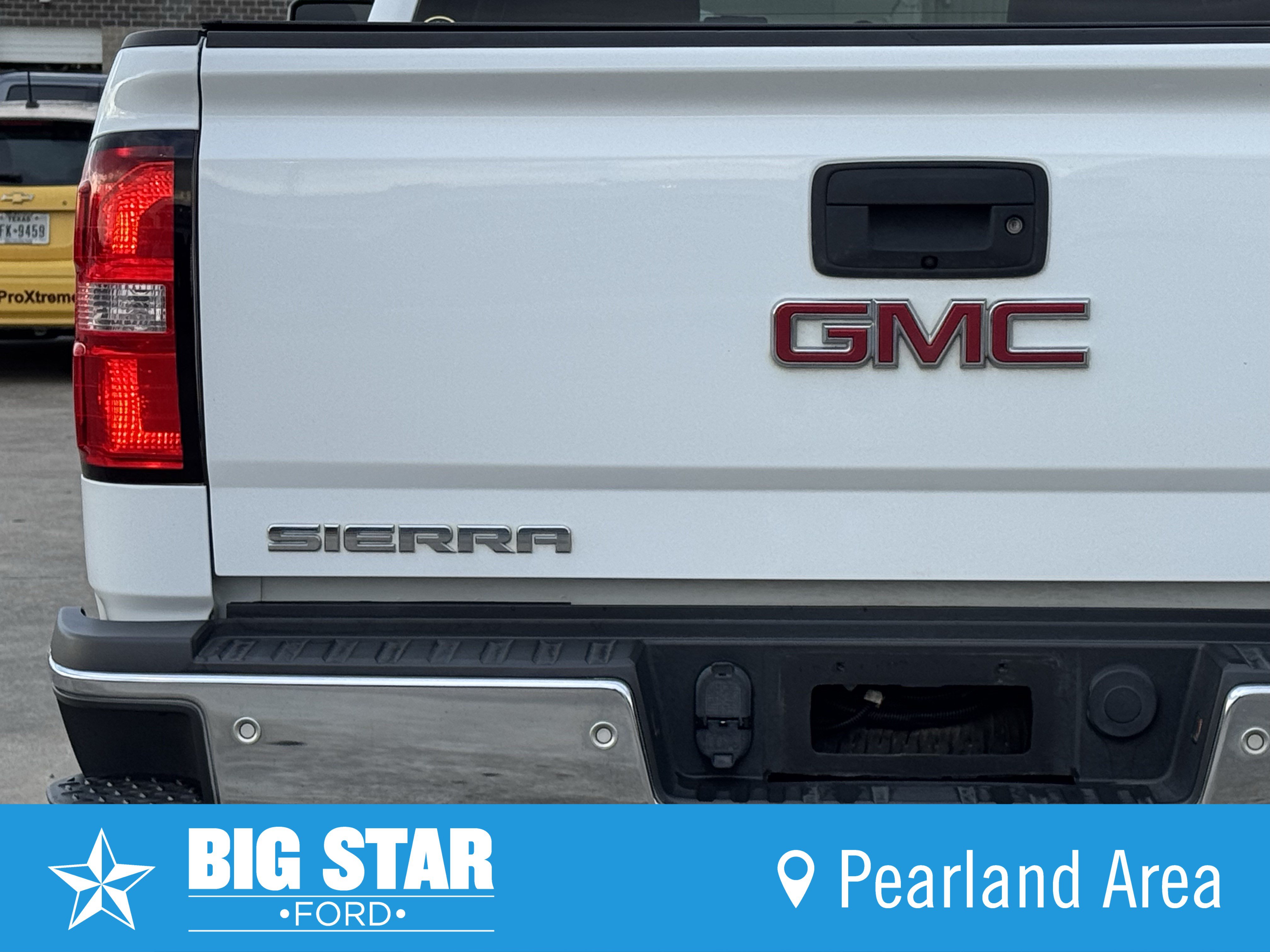 Used 2017 GMC Sierra 2500 SLT w/ Duramax Plus Package AWD/4WD image 10