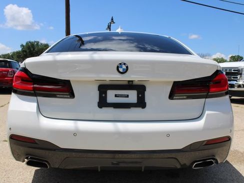 Used 2021 BMW 530i w/ M Sport Package RWD image 4