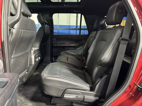 Used 2018 Ford Expedition Limited image 33