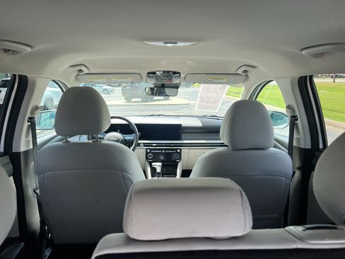 Used 2025 Hyundai Tucson SEL FWD image 13