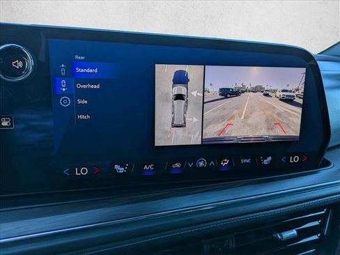 Used 2025 Chevrolet Tahoe LT AWD/4WD image 14