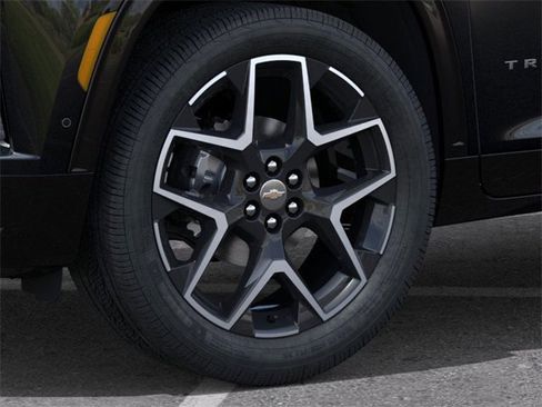 New 2026 Chevrolet Traverse High Country image 9