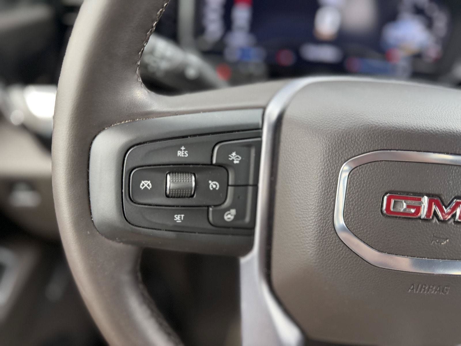 Used 2024 GMC Sierra 2500 SLT w/ SLT Premium Package AWD/4WD image 15