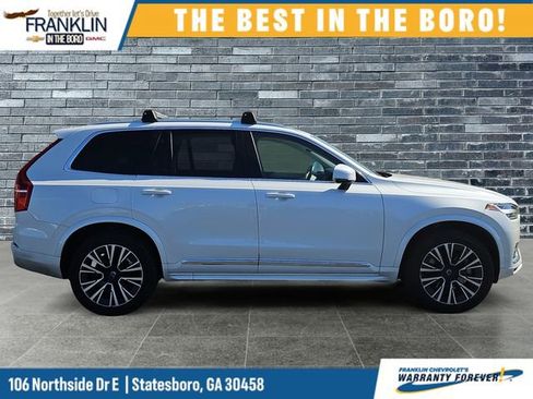 Used 2022 Volvo XC90 T8 Inscription Expression w/ Climate Package image 6