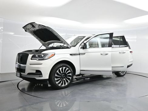 Used 2023 Lincoln Navigator L Black Label AWD/4WD image 56