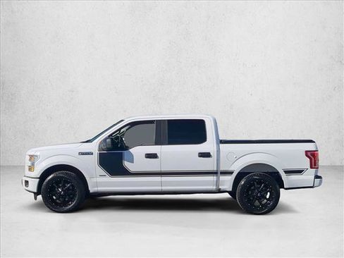 Used 2017 Ford F150 XL w/ Equipment Group 101A Mid RWD image 9