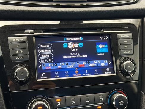 Used 2020 Nissan Rogue S w/ Special Edition Package image 9