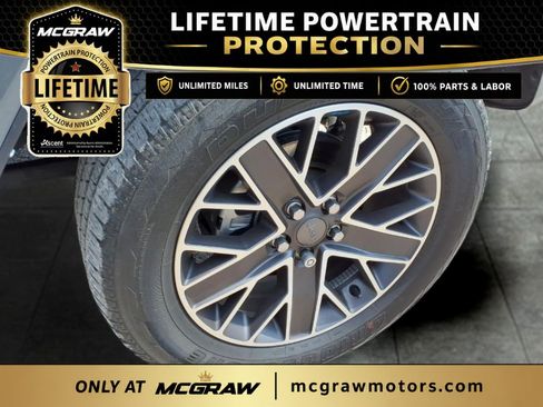 Used 2022 Jeep Wrangler Unlimited Sahara AWD/4WD image 7