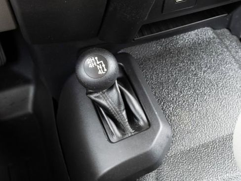 Used 2019 Ford F550 4x4 Crew Cab Super Duty w/ Power Equipment Group image 28