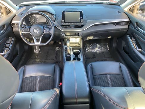 Used 2023 Nissan Altima 2.5 SR image 10