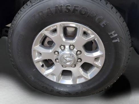 Certified 2022 RAM 2500 Laramie image 27