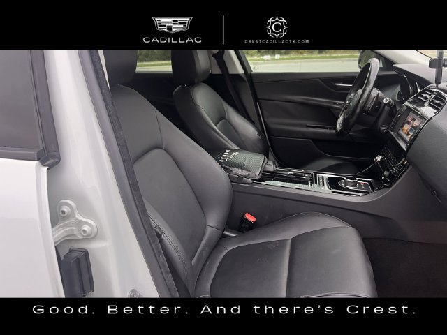 Used 2018 Jaguar XE Premium AWD/4WD image 23
