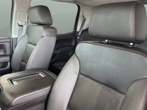 Used 2019 GMC Sierra 2500 SLT w/ All Terrain HD Package AWD/4WD image 17