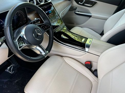 Certified 2025 Mercedes-Benz GLC 350e 4MATIC image 4