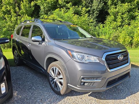 Used 2020 Subaru Ascent Touring w/ Popular Package #3 AWD/4WD image 2