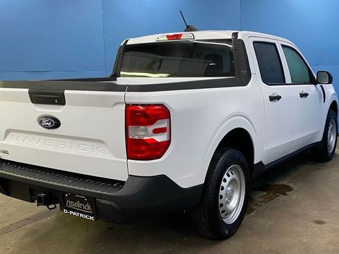 New 2025 Ford Maverick XL image 10