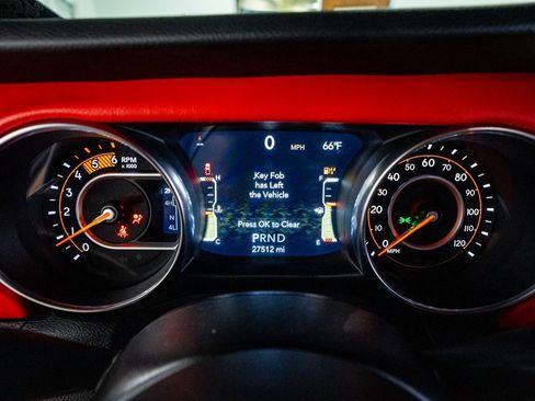 Used 2021 Jeep Gladiator Sport image 42