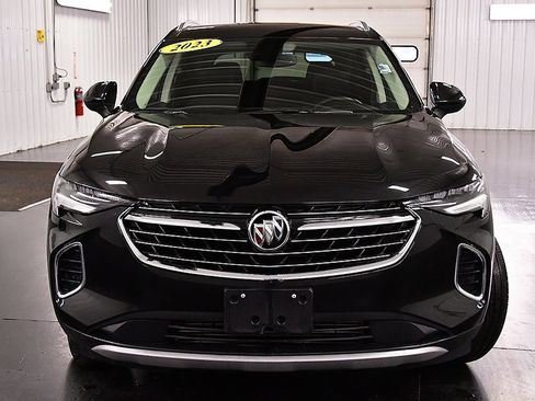 Used 2023 Buick Envision Essence image 2