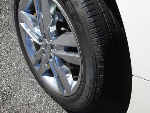 Used 2013 Ford Edge Limited image 7