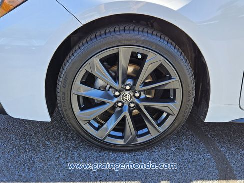 Used 2023 Toyota Corolla SE image 9