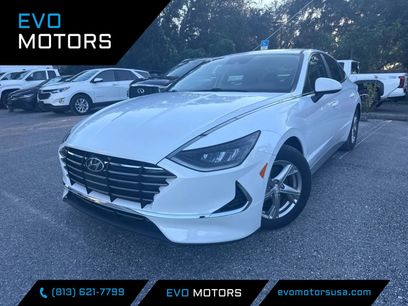 Used 2021 Hyundai Sonata SE w/ Preferred Accessory Package